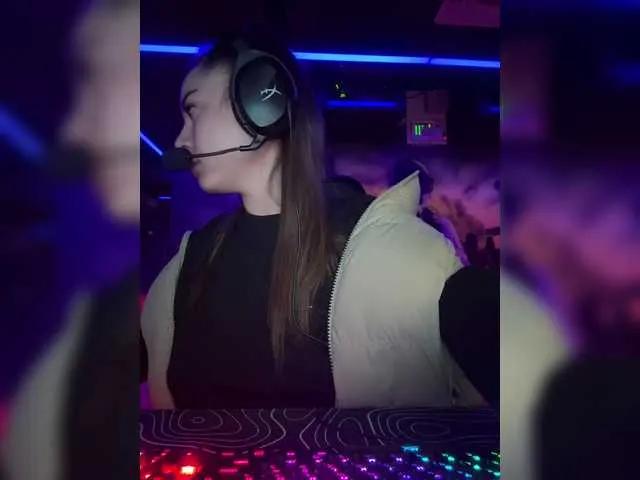 Offline -LiaDark- on BongaCams