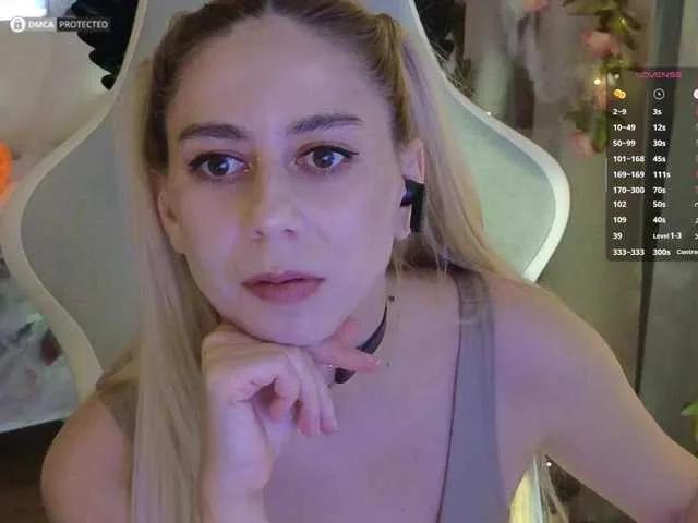 Freechat -Light-Fury- on BongaCams