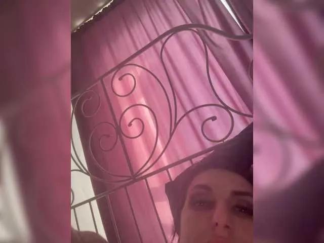 Offline Achilles001 on BongaCams