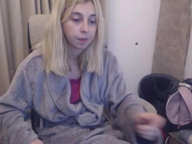 Offline alissonone on BongaCams