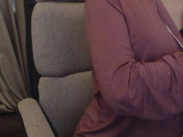 Offline alissonone on BongaCams