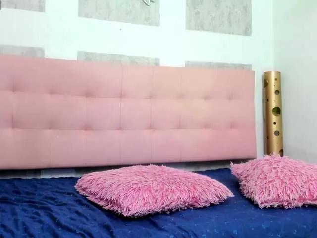 Freechat Alondraconnor on BongaCams