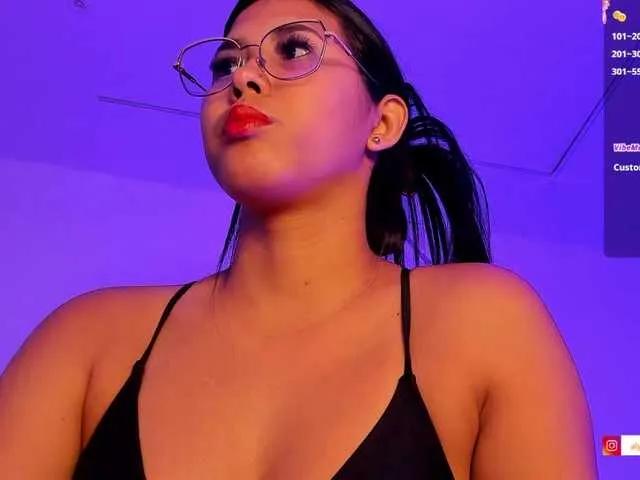 Freechat Alysson-18 on BongaCams