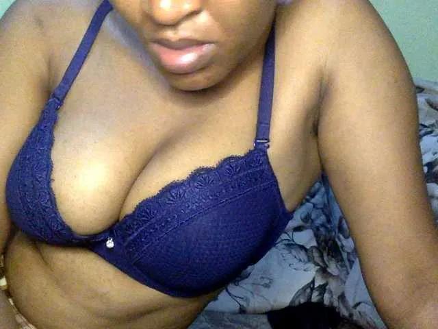 Offline Amandacute on BongaCams