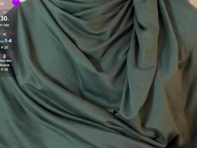 Anna-henao on BongaCams 