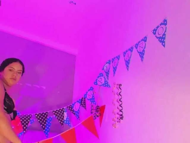 Offline Ashley-12 on BongaCams