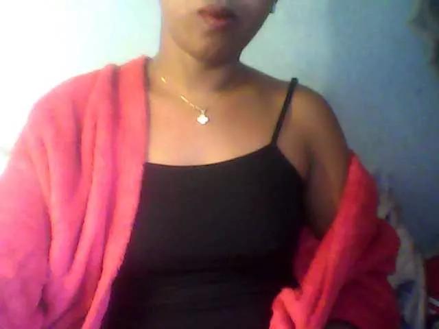 Offline Baby-giiirl23 on BongaCams