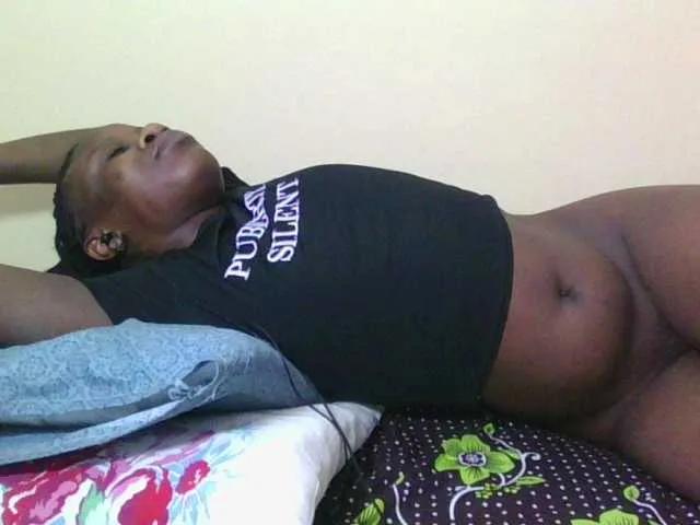 Babyrozzilah on BongaCams 