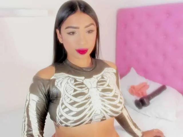 Freechat barbarahills21 on BongaCams