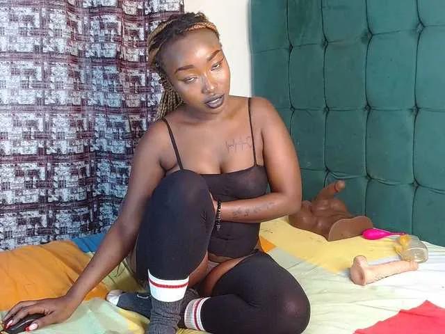 Freechat Blissloves on BongaCams