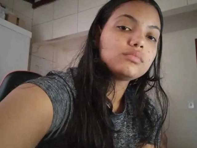 Offline Bombonzin on BongaCams