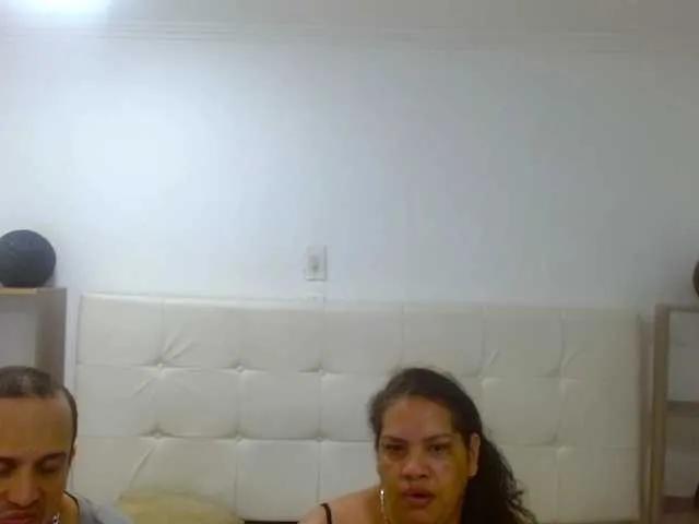 Freechat CandyandJhon on BongaCams
