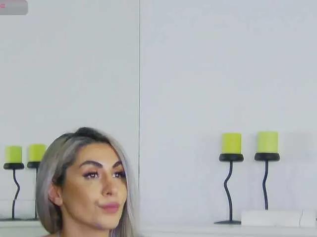 Offline CelineMeyer on BongaCams