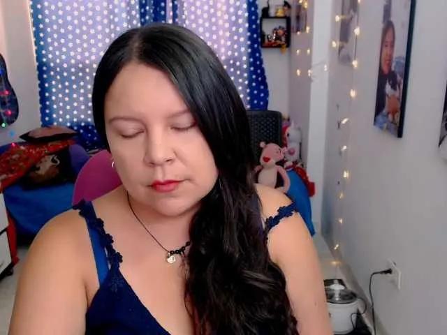 BongaCams clarie- is Freechat clarie- — Hugs, Nice words, kisses, Naughty words, Intelligent and cunning men