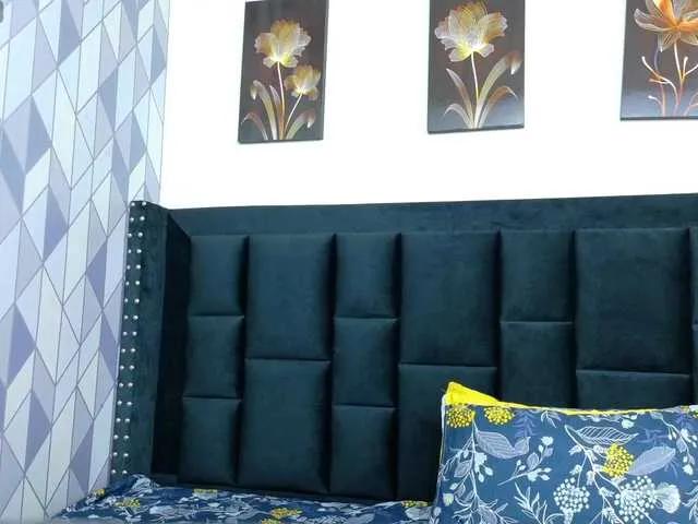 Offline curvybrunnett on BongaCams