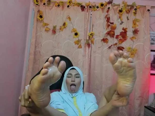 Offline DarshaKhemu on BongaCams