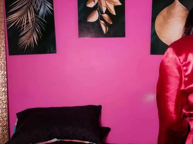 Freechat drooling4daddy on BongaCams