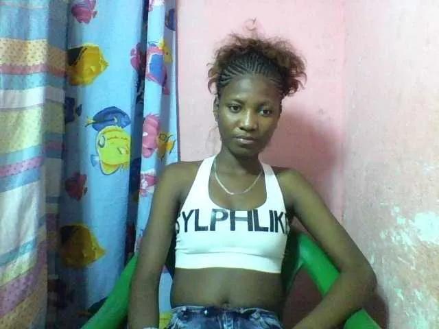 Offline Elizahhh on BongaCams