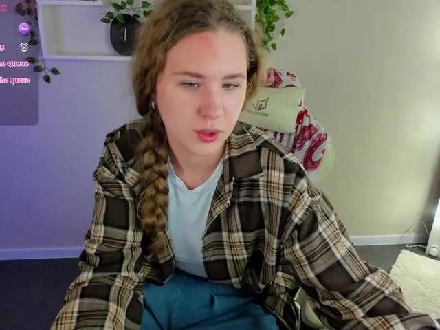 Offline Elsiee-Cuttiess on BongaCams