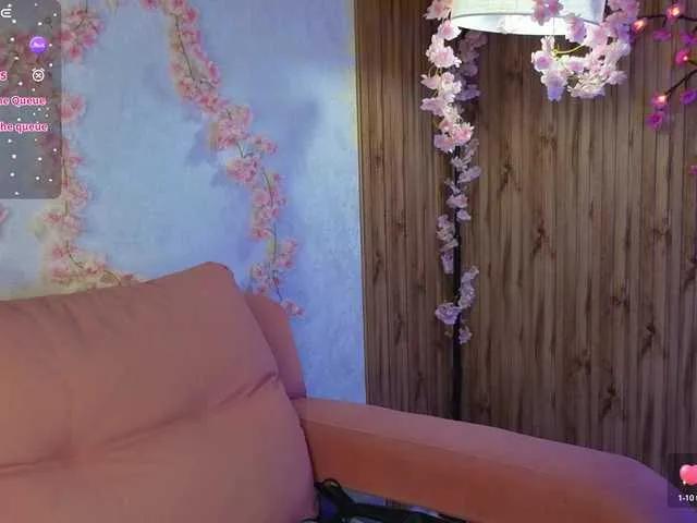 BongaCams Elsiee-Cuttiess is Freechat Elsiee-Cuttiess — It turns me on when you take the initiative and know how to play. I love it when conversations become more and more heated, and fantasy gets out of control. I love it when you tell me what you want...