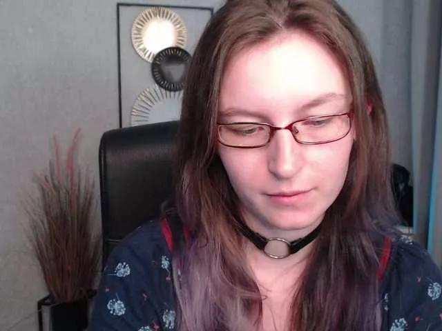 Offline EmmaHeart on BongaCams