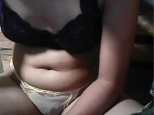 Freechat flowerhairypinay on BongaCams