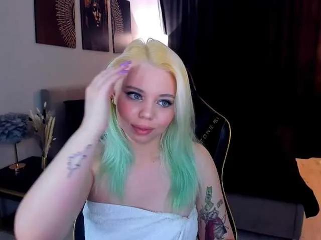 BongaCams FunnyVibe is Freechat FunnyVibe — n life I like to go to bars, visit museums. On the site I like to look bright and surprise