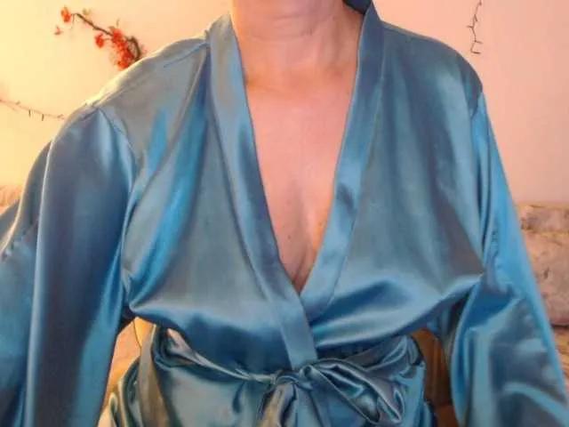 Freechat goodSnowQueen on BongaCams