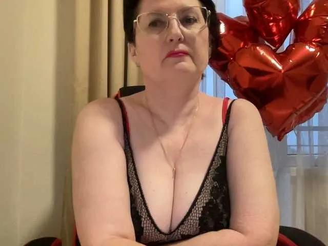 Offline HotMilfPussy on BongaCams