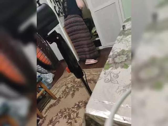 Offline Karinasky on BongaCams