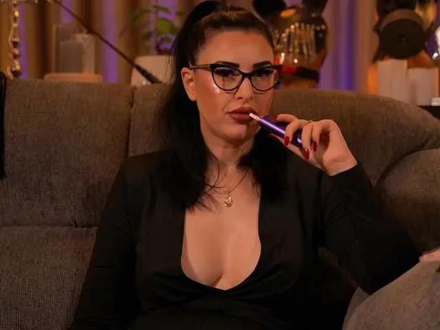 Freechat KellyKent on BongaCams