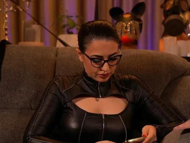 Freechat KellyKent on BongaCams