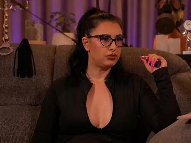 Freechat KellyKent on BongaCams