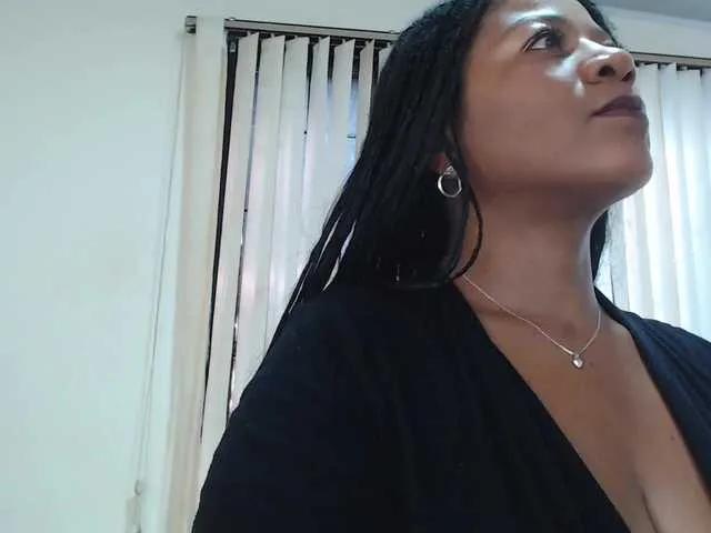 Freechat kendraStonee on BongaCams