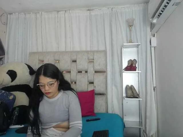 BongaCams KEYRAMILLER is Freechat KEYRAMILLER — The vibration of my DOMI excites me, it is my favorite toy, it makes me cum in moments