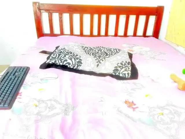 Offline Kimberlyluv959 on BongaCams