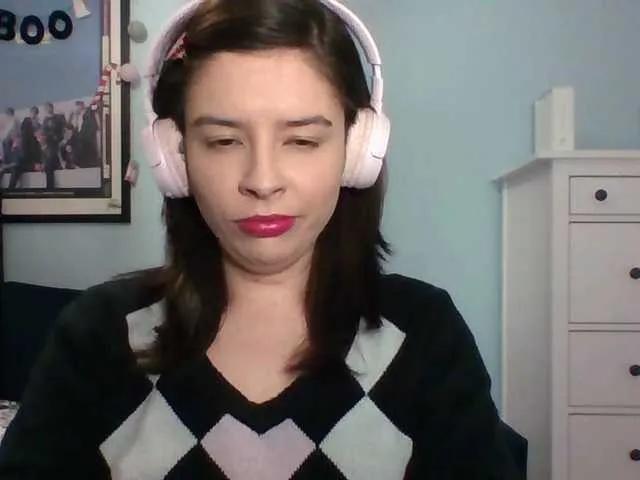 Offline Larice on BongaCams