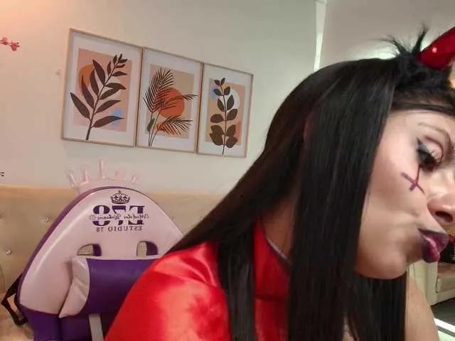 Freechat Leia-laurent on BongaCams