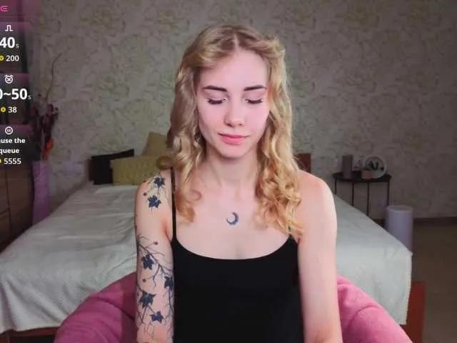 LunaBelli on BongaCams