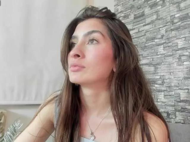 Freechat LuneDeLumiere on BongaCams