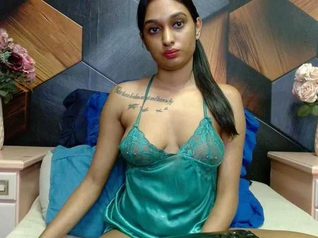 Offline LusciousIndian on BongaCams