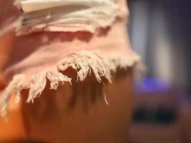 Offline mandypeas on BongaCams