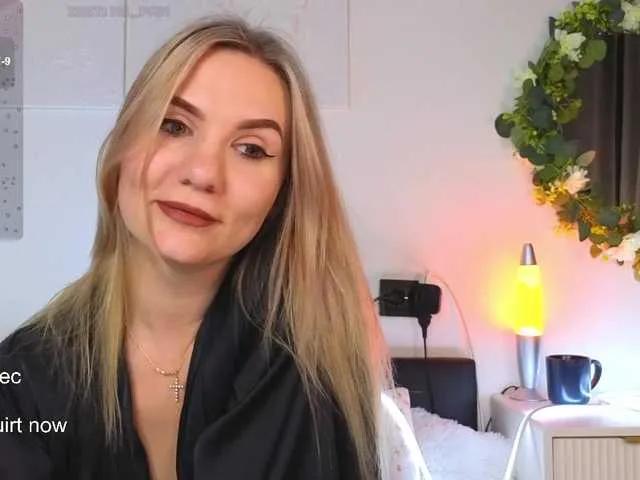 Offline Maria-li on BongaCams