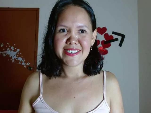 Offline marilyn-beautifullyhairy on BongaCams