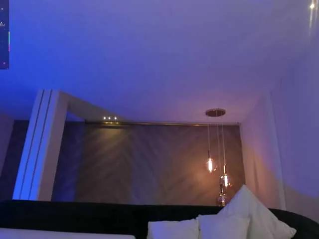 Freechat martinnaBonet on BongaCams