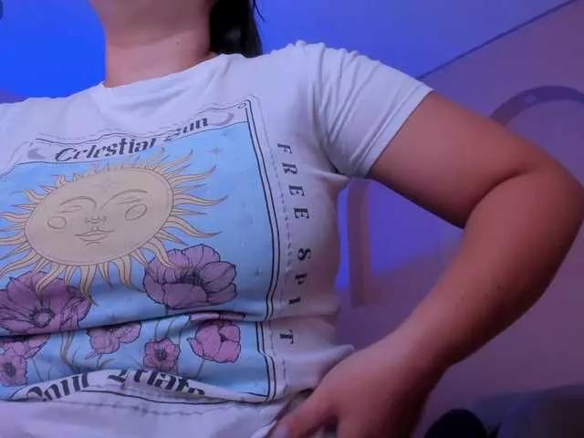 Freechat martinnaBonet on BongaCams