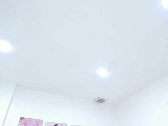 Offline MashaPink on BongaCams