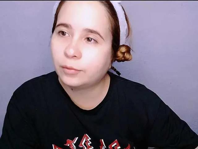 Offline Maxlayla on BongaCams