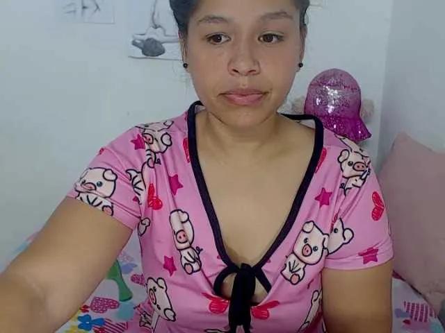 Offline Melissagay on BongaCams