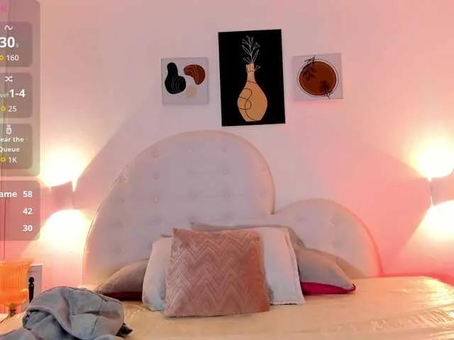 Freechat mhia-paris on BongaCams